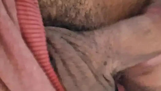 Пастор сосет член мужа своей подруги и принимает сперму в ее рот.