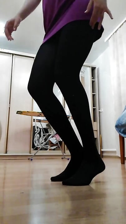 Elskerinde i strømper ydmyger. Mere end mig i tg: legs_olga
