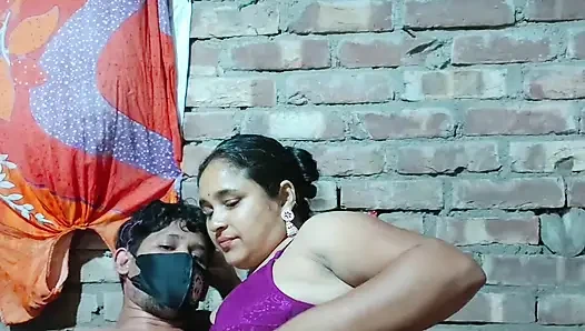 Brother-in-law took Bhabhis birthday gift