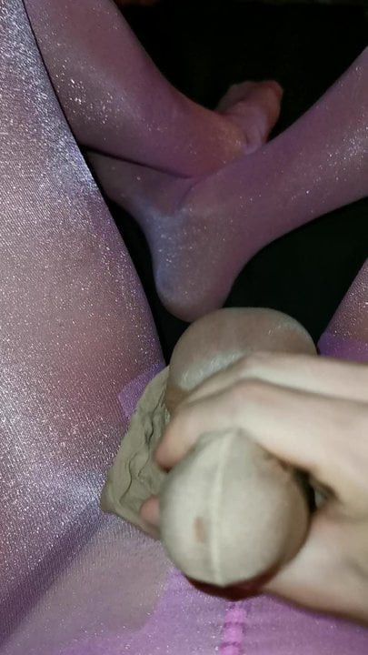 Cum in pantyhose 3