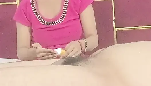 Part 1 Miss Mahi gave her ex-boyfriend a massage.