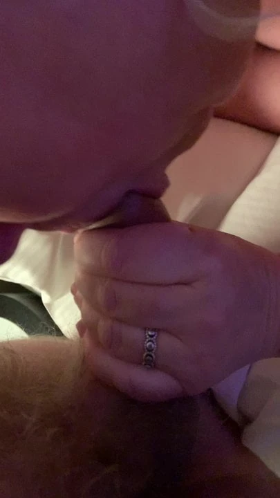 My BBW wife hotel blow job