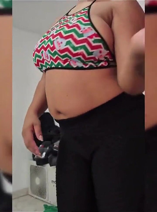 今天我男朋友會從美國來找我，打我的屁股。