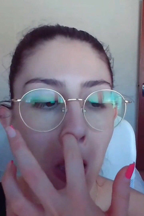 Fetish Nose Picking Boogers Push Nostrils Smell My Pussy