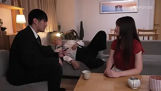 Hatano Yui - преданная дома подчиненной ее мужа... И куколдом