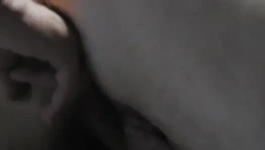 Kız arkadaş anal parmaklıyor