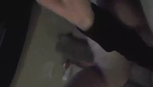 Adam kıçını sikmeyi seviyor!