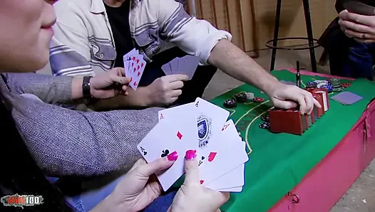 Ich zahle ihr poker mit ihrem arsch