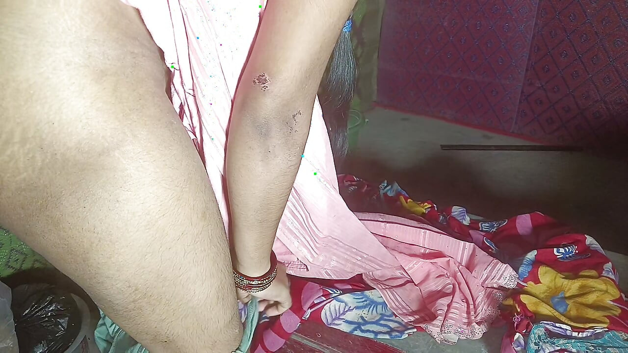 Bur chudai bhabhi-dewar ke land se jab bhabhi ke pati ghar pe nahi tha tab bhabhi apni pyasas devar ke land se bujhhai mein hindi audio mast chudai