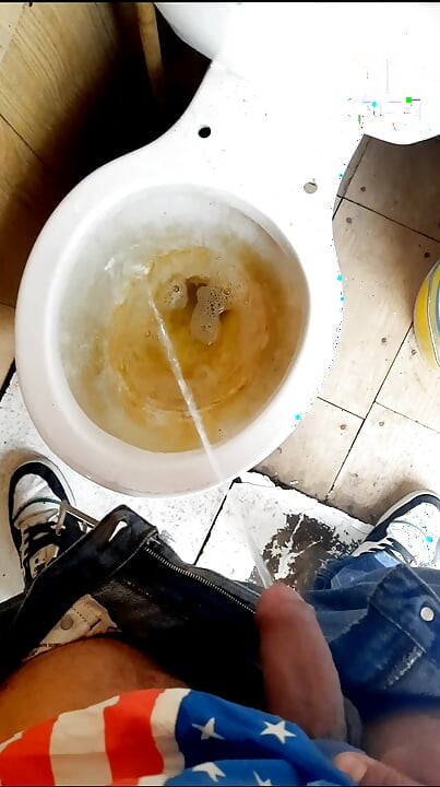 Work n peesing.