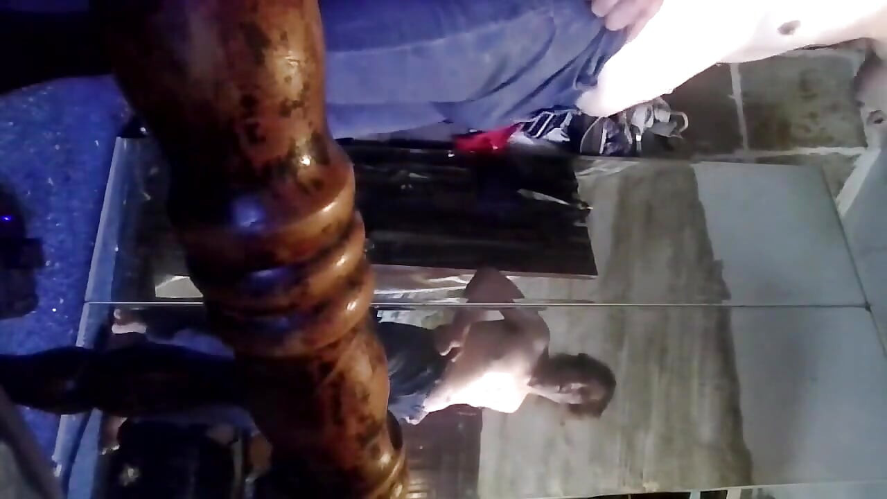 Thử wedgie tôn sùng .... và thích Nó... Rất nhiều. Xd