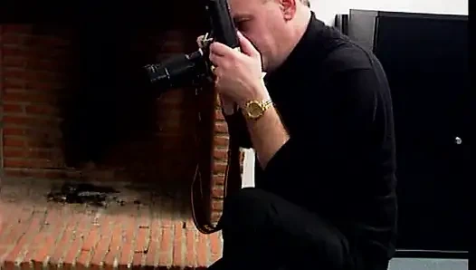 Cewek jerman klasik ngentot kontol hitam besar di threesome