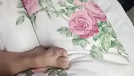 Тайно на ступни мачехи