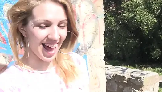 Outdoor-sex + analsex mit frechen pamela Sanchez