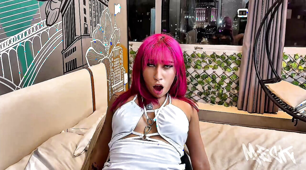 Prt.3 - Visit from the naughty tiffany Carioca, naughty girl likes danger and gave me a quiet time so my wife wouldn't notice greedy naughty...