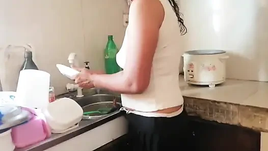 Secret Shoot of My Aunt, While She Cooks