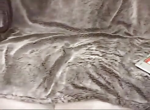 Seksi kaltak siyah yarağa binmek istiyor