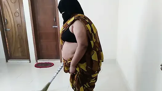 Pakistani Stepmom Fucked While Sweeping the House