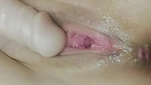 Playing with an Oiled Pussy Close-up