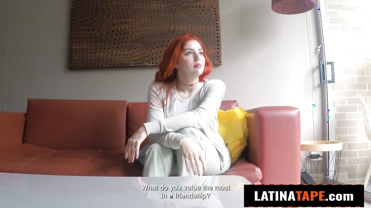 Perigo, perigo! Ela gosta de selvagem... foder esta TEEN LATINA GOSTOSA de cabelo ruivo parecia uma descarga elétrica