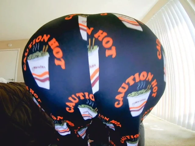 BIGGBUTT2XL SHOWS TITTIES AND BIG FAT ASS