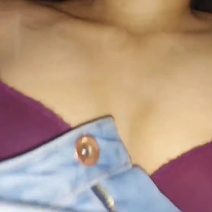 I Invite My Neighbor to Watch Movies and I End up Fucking Her