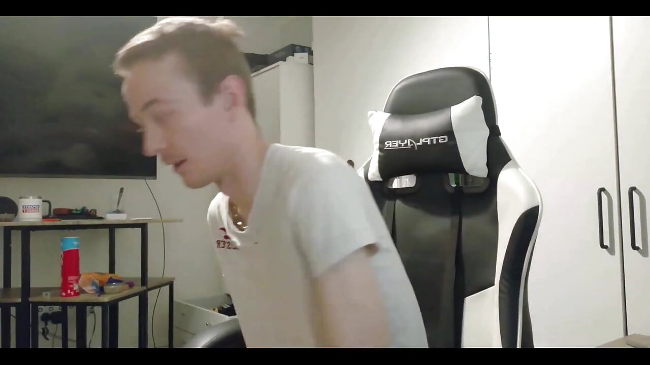 32 Min Estim Goon Sesh Holy Fuck...