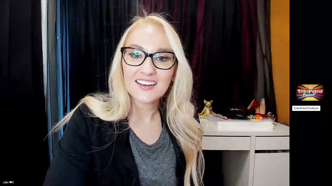 Trikepatrol Interview #70 - Julia Robbie