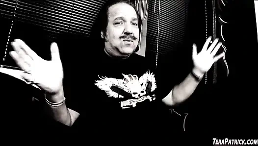 Tera Patrick goes gonzo solo toy masturbation