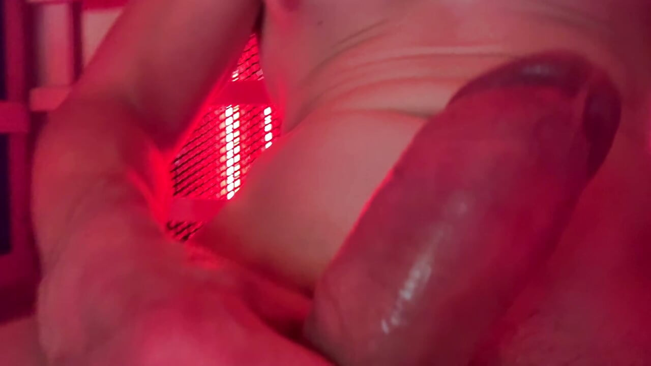Big dick close-up cum in sauna