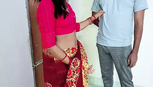 Cheating boss wife take employee dick behind the door..Desi bhabhi fuck xxx