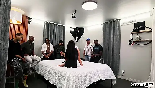 CreamPiled Showcase – Mira