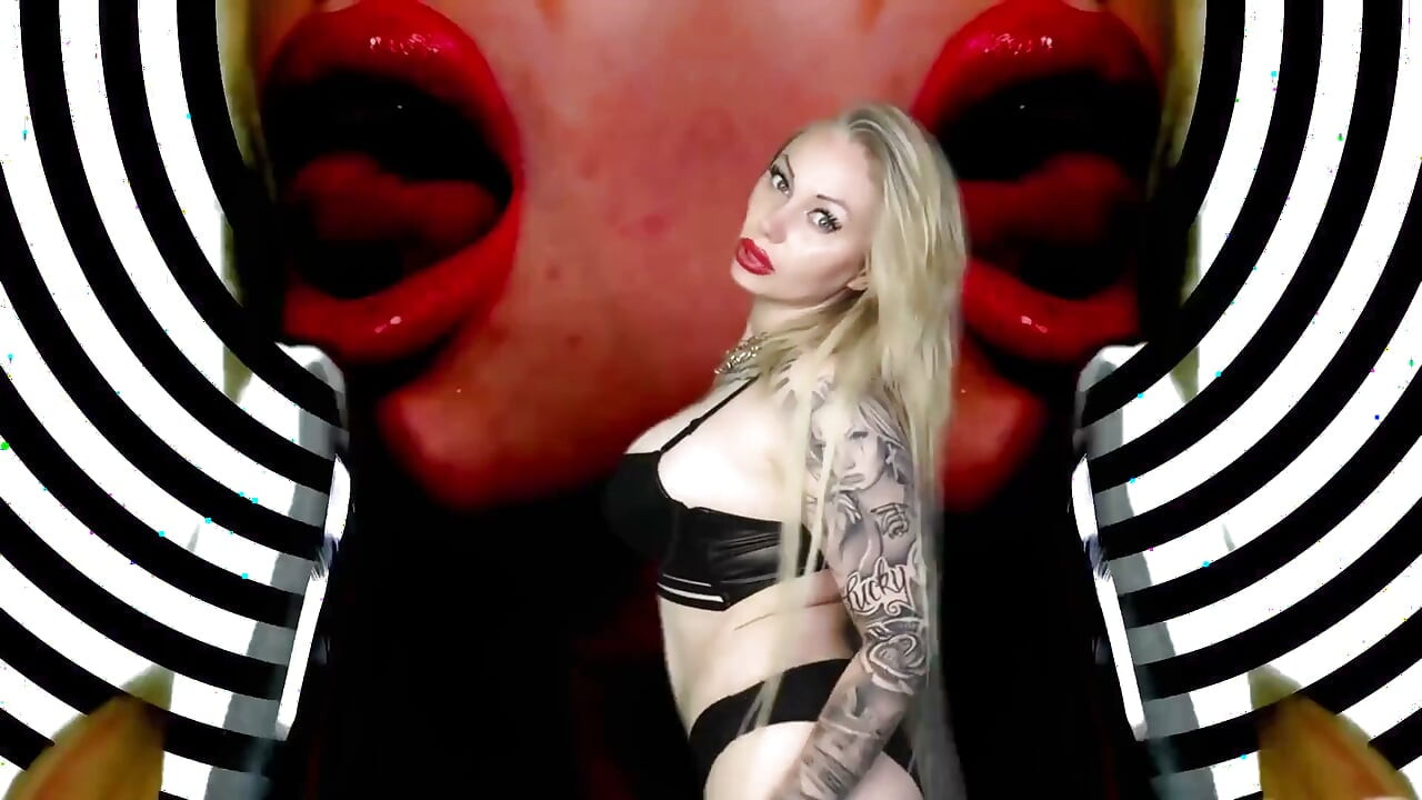 Mesmerizing edging  JOI