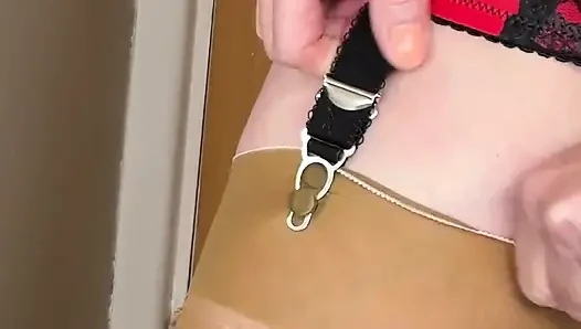 Teyze Sandra seksi kırmızı kuşak ve sevimli slaytlar vgq35