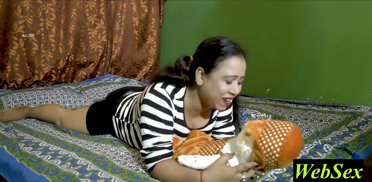 Desi Milf Bhabhi Real Sex with 18yrs Devar! Bhabhi Sex