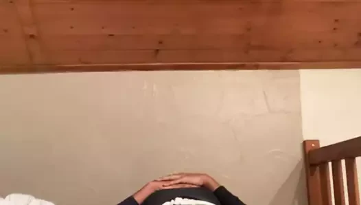 Siyah ayaklar 2 ve bol kot pantolon