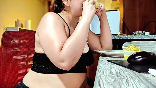 Сессия Начинки Живота Nicole В Burger