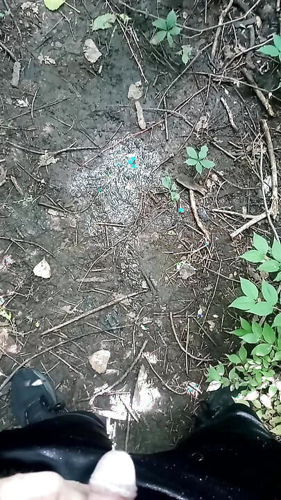 Outdoor Piss Compilation Vol. 1