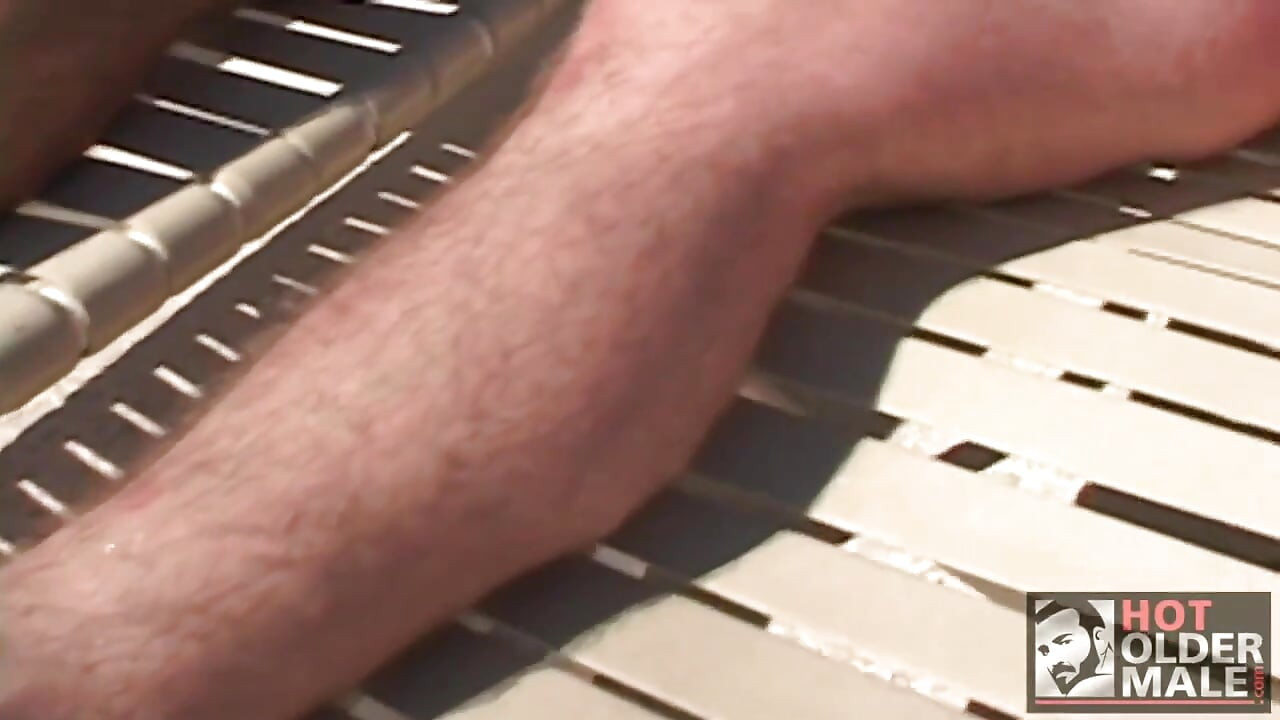 หมีโอเอซิส: Marc และ Rik