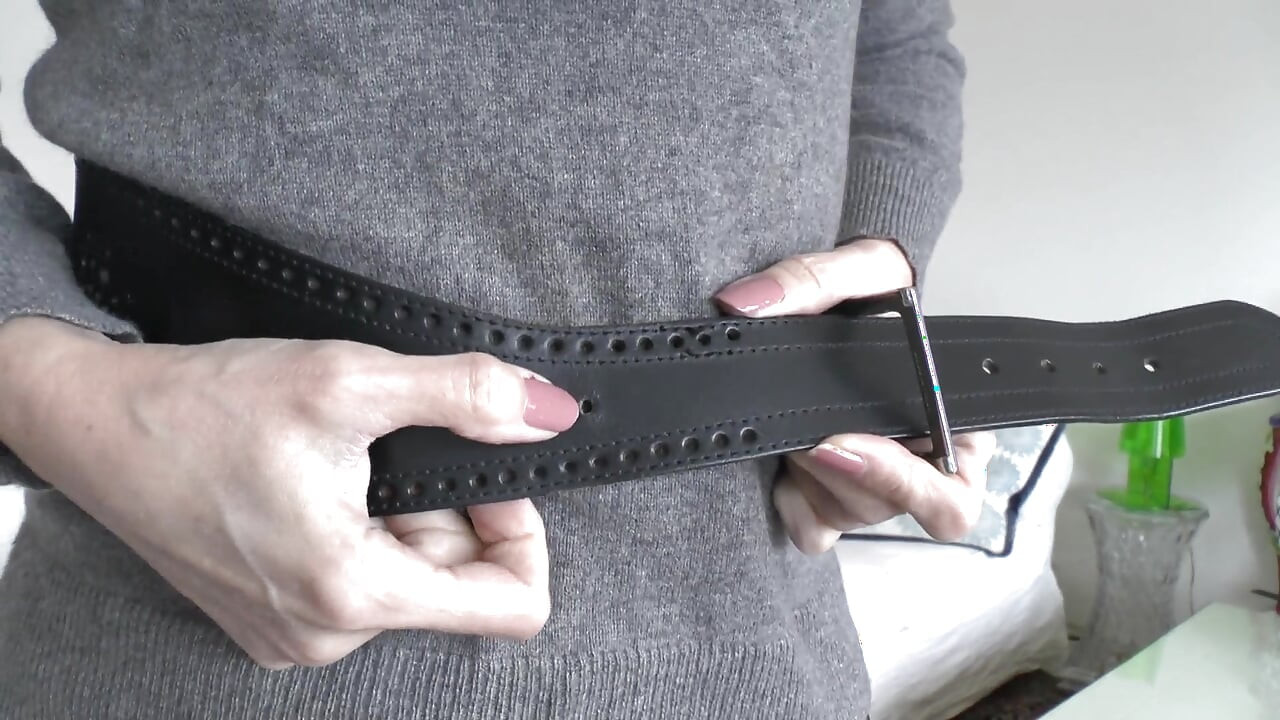 Riem passen in de woonkamer, deel 3, Lady Victoria Valente