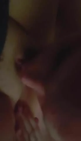 Chunky mamma får sin fitta åt
