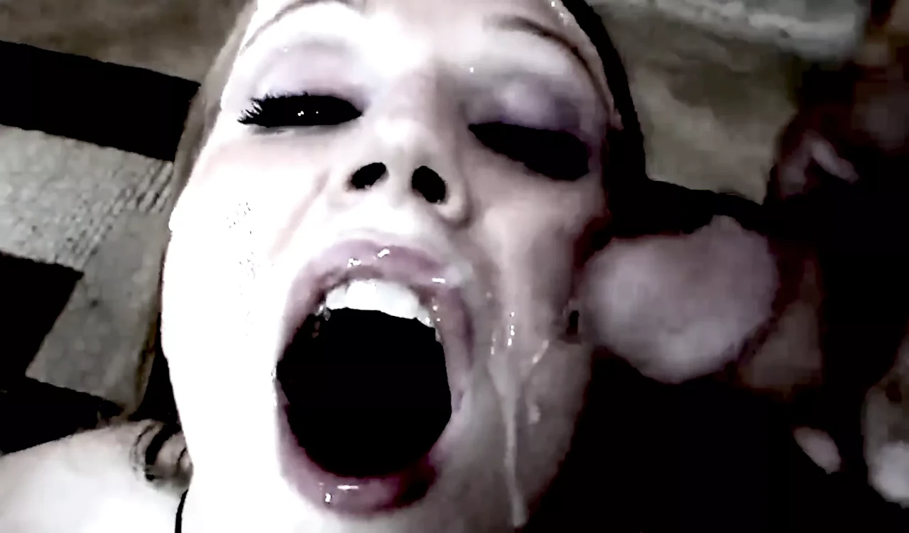 Smother my face in hot cum 13