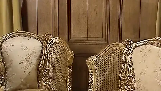 Pantat sempit cewek jerman ini dientot gaya doggy habis-habisan sampai matanya menganga lebar
