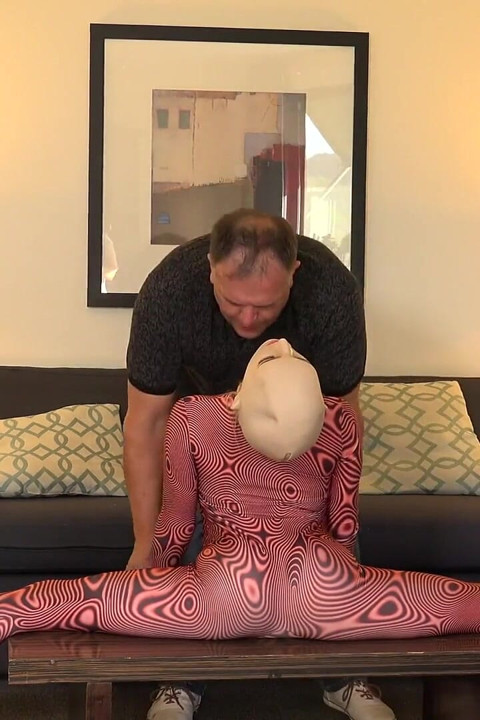 Amazing Ragdoll Act in Zentai