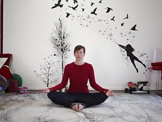 Yoga restaurativo abierto y alinear tus chakras