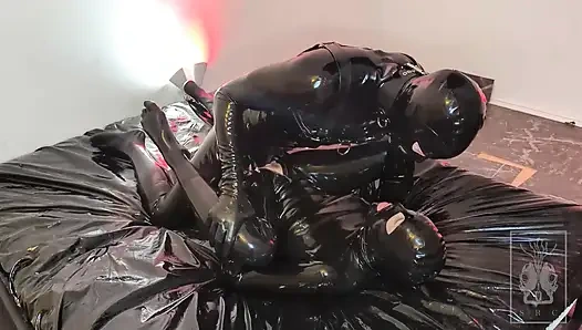 Video rekaman pasangan switchy rubber pertama kali - video teaser