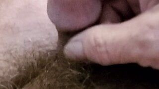 Shavebrush tiny soft grandpa penis pushing rope