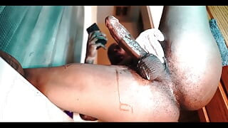 The Big Guy Hallelujah Johnson ( Taburkan Awak)