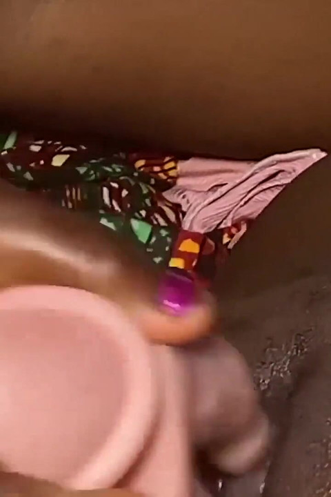Sensual Ebony Lesbian Pussy Eating in African Style