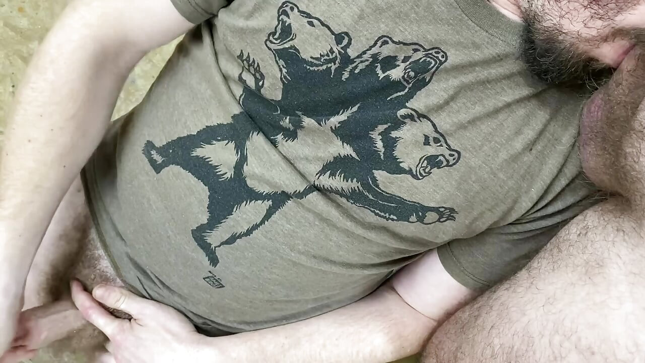Seattle Dad and Buck. Hairy Bear DILF Daddy Blowjobs at Work FULL VIDEO